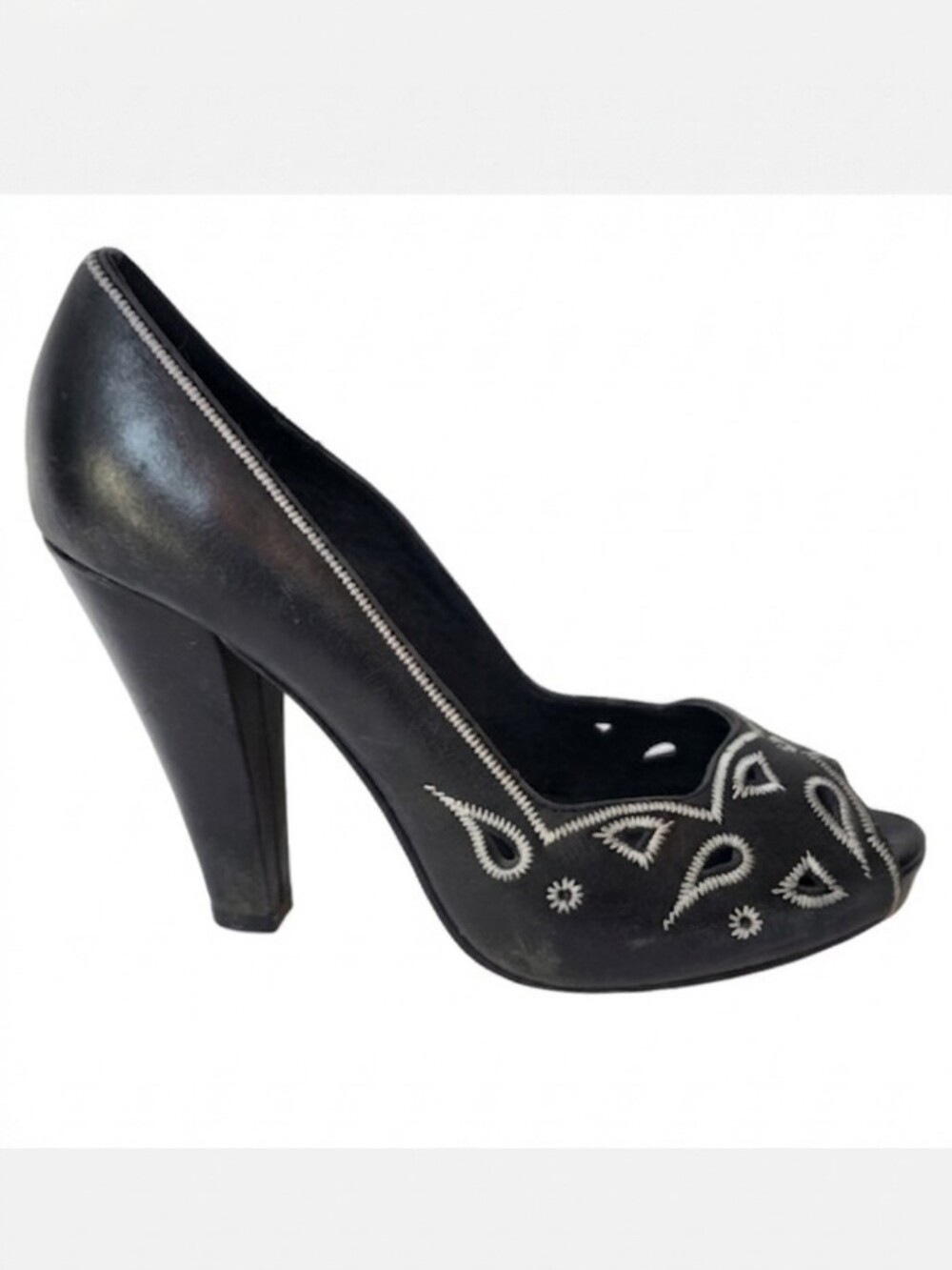 Wilson's Leather Naomi Black leather peep toe pumps  Women's size 7